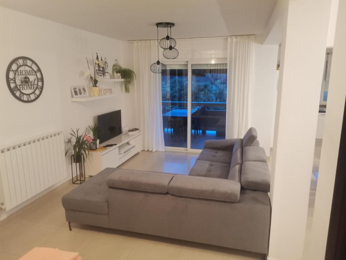 Apartman Ana Kampor Luaran gambar